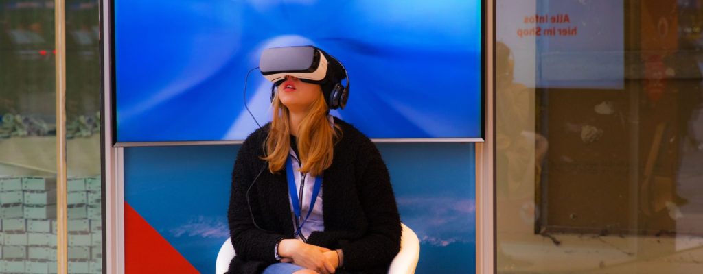 Explore a case study using virtual reality to transform psychology education
